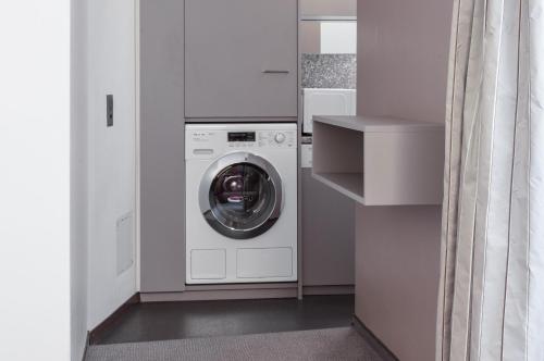 EMA House Serviced Apartments Florastrasse 26