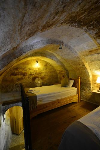 Caftan Cave Suites