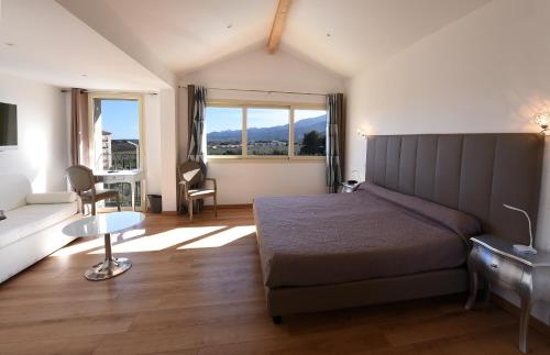 Castellu Rossu Hotel