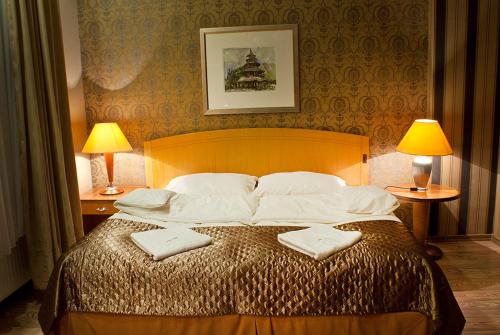 Hotel Mcm Plus