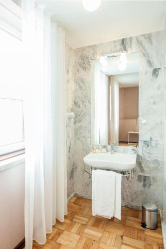 Luzeiros Suites