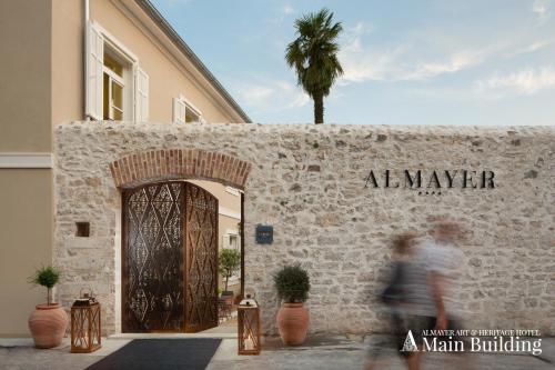 Almayer Art And Heritage Hotel