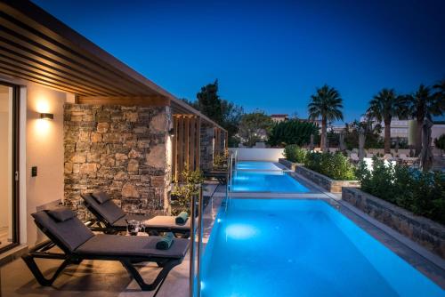 Petousis Hotel & Suites