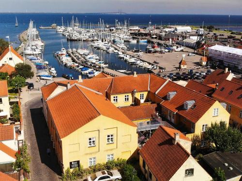 Dragor Hotel & Apartments