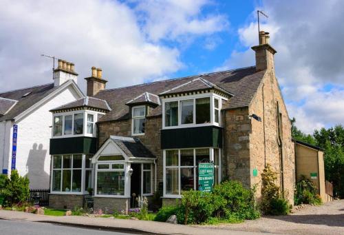 Cairn Hotel - Inn