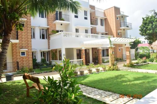 Bernardo's Lantia Hotel