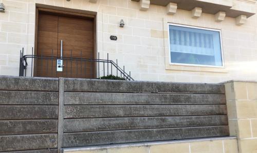 Talbot & Bons Studio Flat