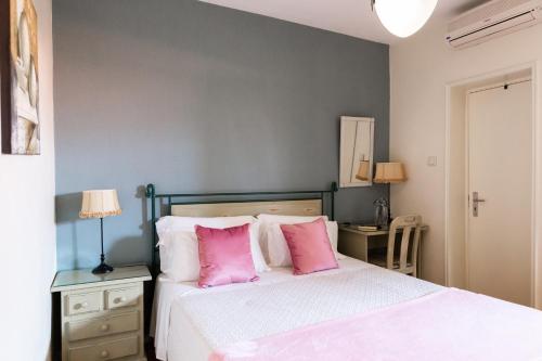 Ester Guest House