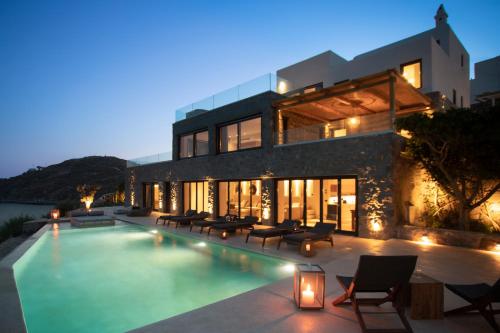 Casa Del Mar Mykonos Seaside Resort