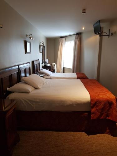 JBs Bar & Guest Accommodation