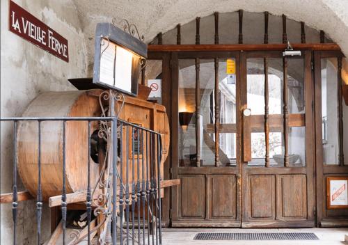 Langley Hotel Ski Lodge La Vieille Ferme