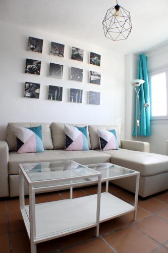 Apartamentos Arttyfal con parking y WiFi by SURYNIEVE