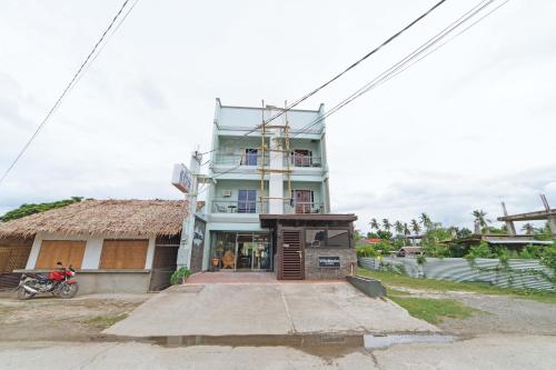 Jeonvill Travellers Inn by RedDoorz