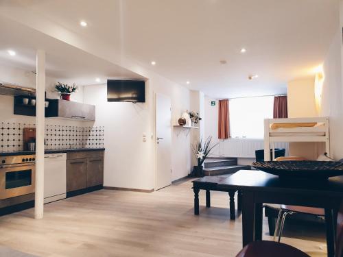 Ford Apartment