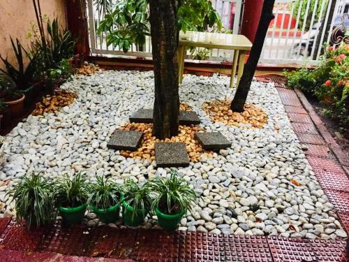 Entire House with 4 rooms near SM Molino and Vermosa Ayala