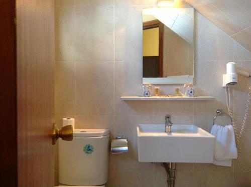 Hostal Cerezo 2 Meson