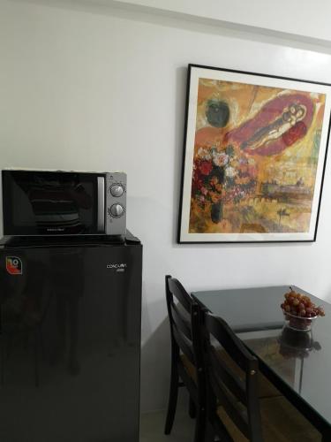 Burnham Hill Condominium by KF