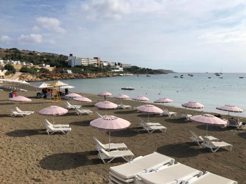 Mellieha Bay Waters Edge No. 160