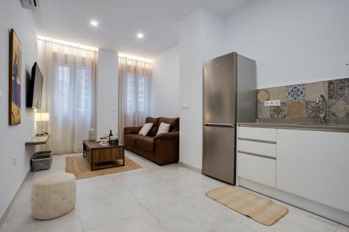 ICEBERG LUXURY TARIFA Free Parking