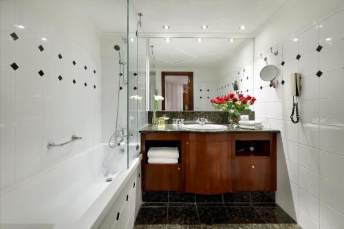 Eurostars Montgomery