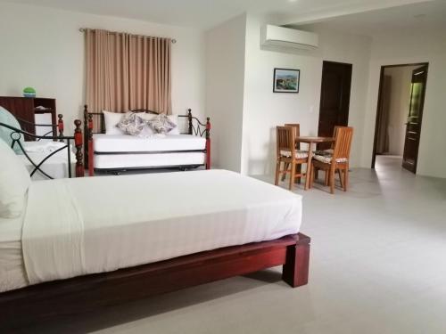 Puerto Nirvana Resort