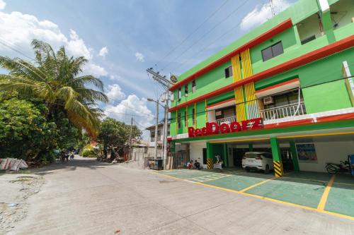 RedDoorz Near Notre Dame University Gensan