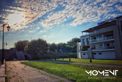 Moment Apartman Hotel