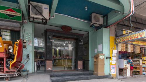 Hotel La Rica by RedDoorz