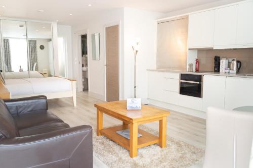 Citystay-Midsummer Mews