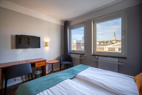 Enter Tromso Amalie Hotel