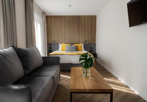 Jono Kalnelis Apartments