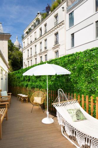 Le Village Hostel