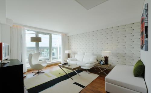 Pestana Chelsea Bridge