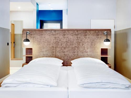 STAGE 12 – Hotel by Penz