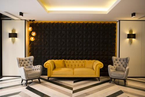 Emen’s Hotel
