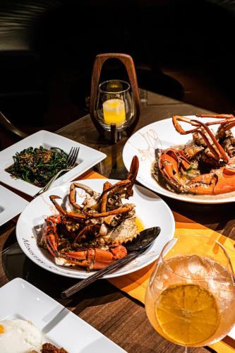 Shangri-La at the Fort Manila Serviced Residences