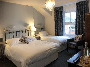 Newton House Bed & Breakfast