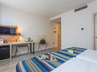 Urban Dream Granada Hotel