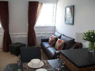 Heeton Concept Hotel - Stewart Aparthotel Edinburgh