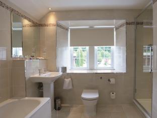 Macdonald Forest Hills Hotel & Spa