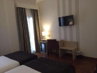 Hotel Maestranza