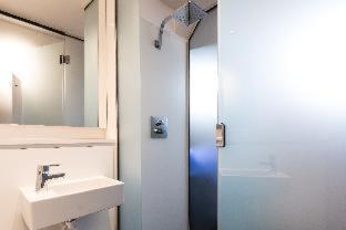 Code Pod Hostels - The Court