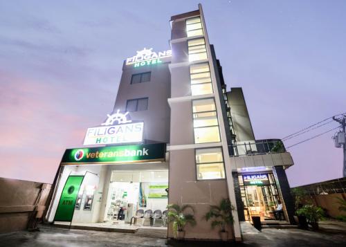 Filigans Hotel by RedDoorz