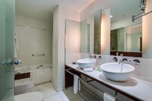 BAH Barcelona Airport Hotel