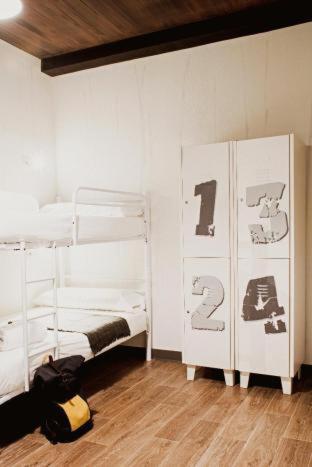 Room007 Ventura Hostal