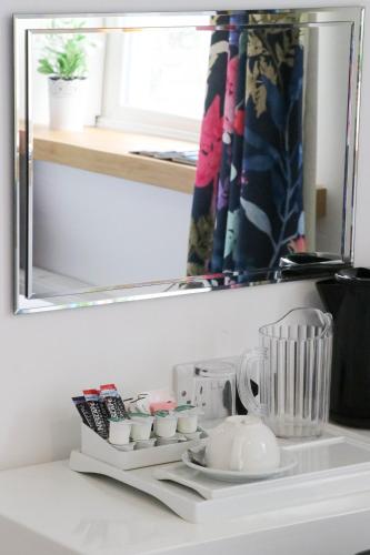 The Queens Head Hotel