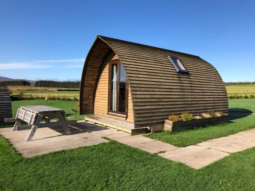 Loch Shin Luxury Pods