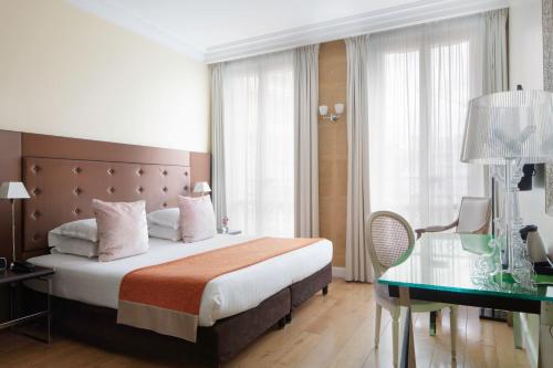 Hôtel Le 123 Elysées