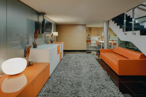 Hesperia Barcelona Fira Suites