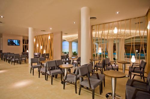 DIT Evrika Beach Club Hotel